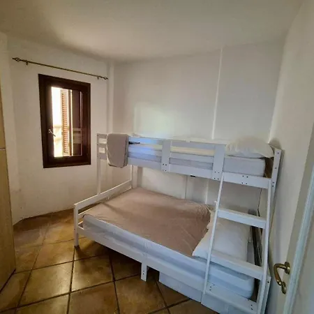 Casa Alessandra, In Βίλα