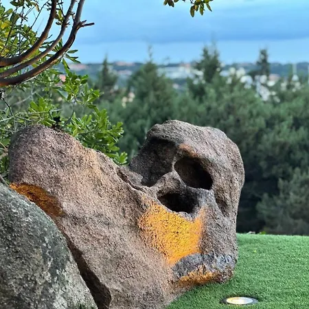 Casa Alessandra, In *