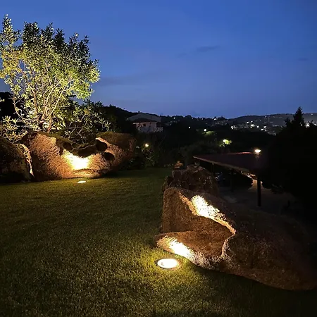 فيلة Casa Alessandra, In *